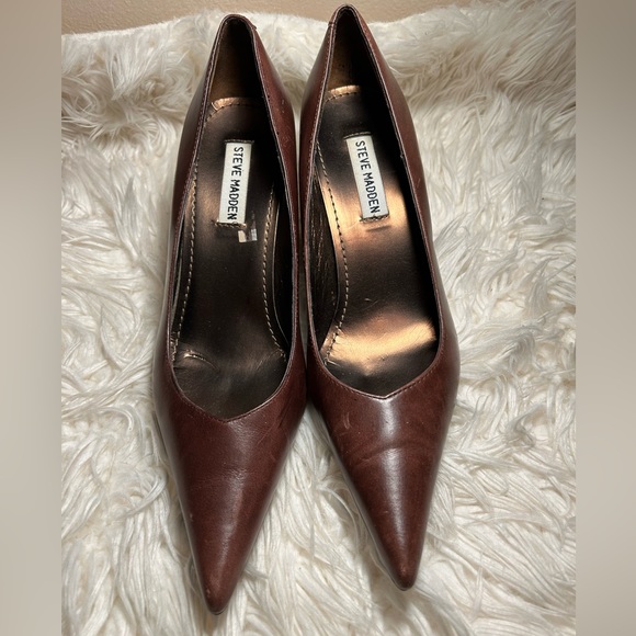 Steve Madden Shoes - Steve Madden Brown Pumps With Heels "Curiouss” Sz 8M leather upper. Pre-owned.